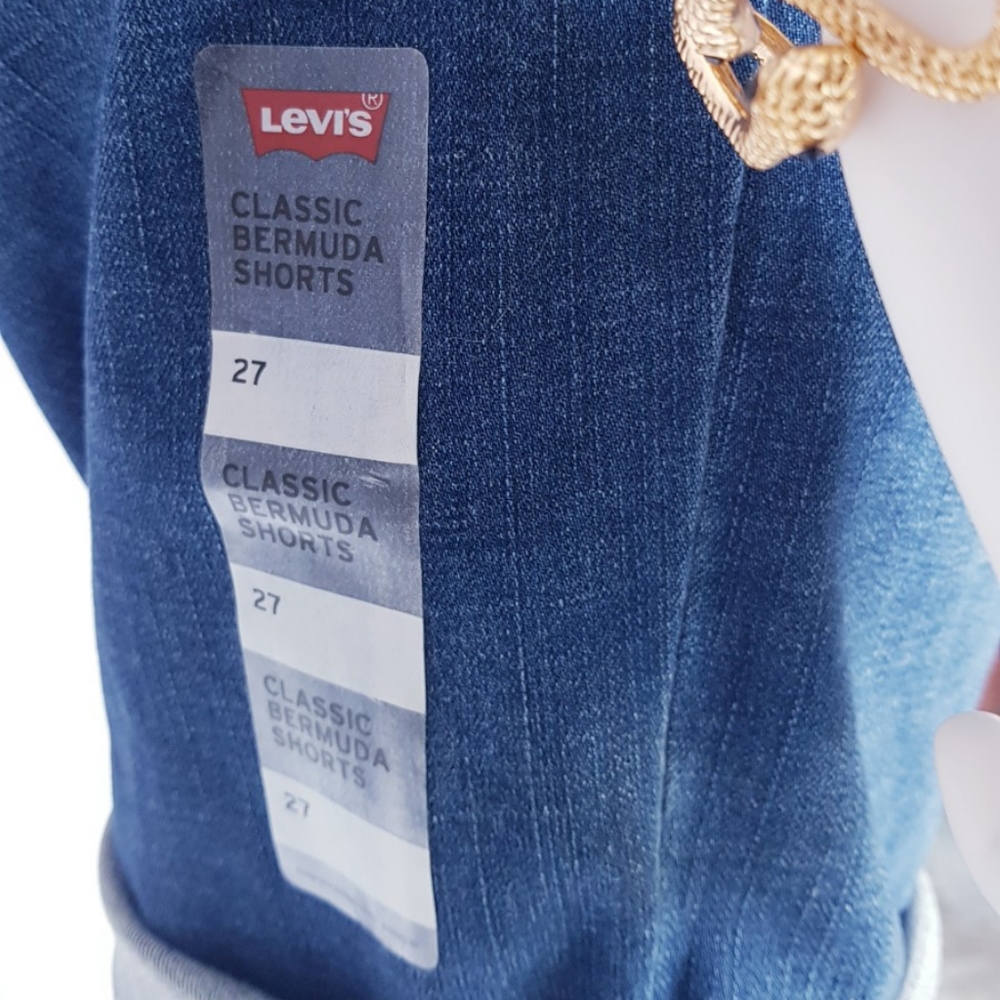 LEVI'S Classic Bermuda Shorts ✨ - Picture 4 of 5